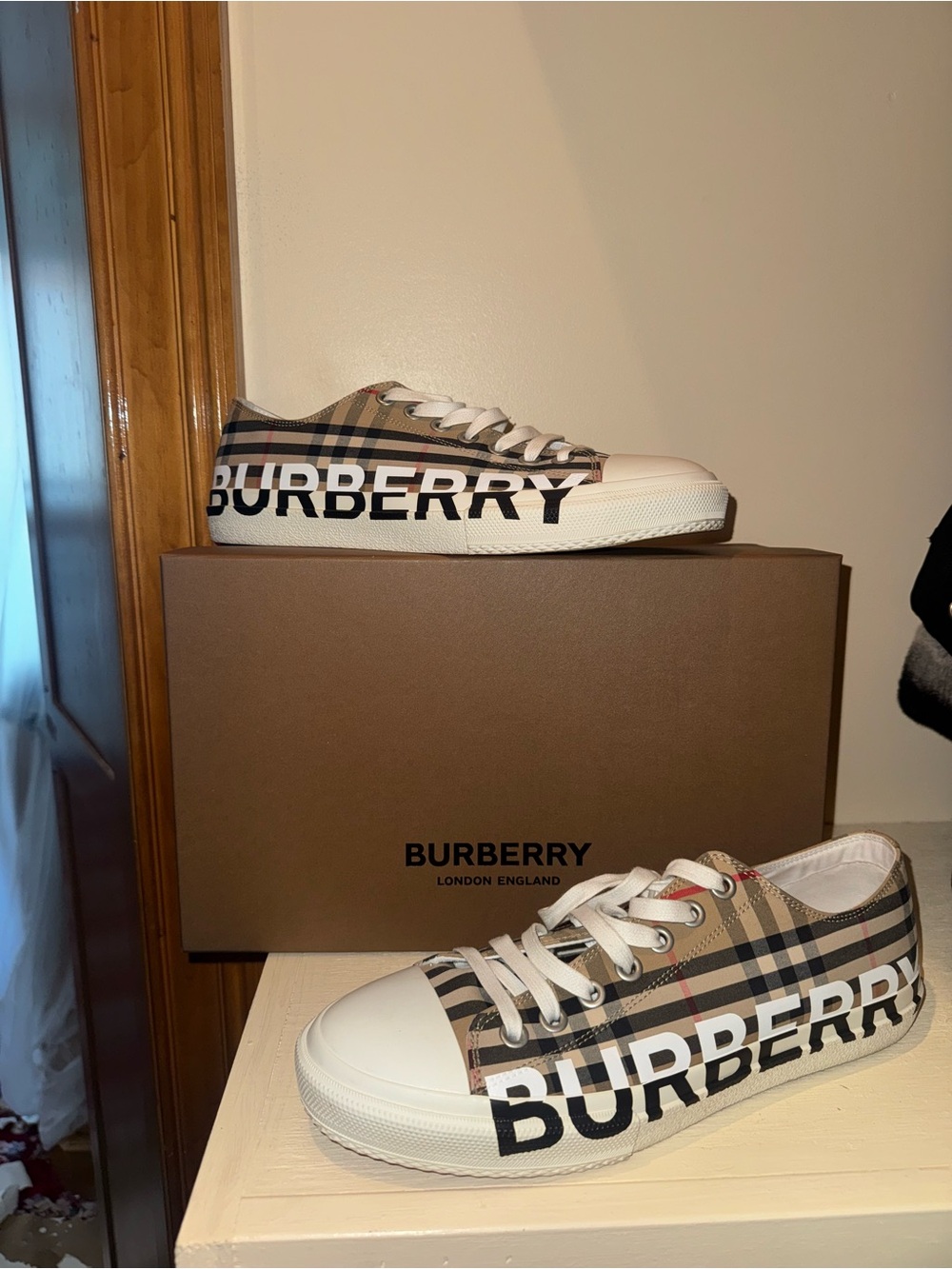Burberry Mens Tan Check Low-Top Sneakers with Black and White Logo